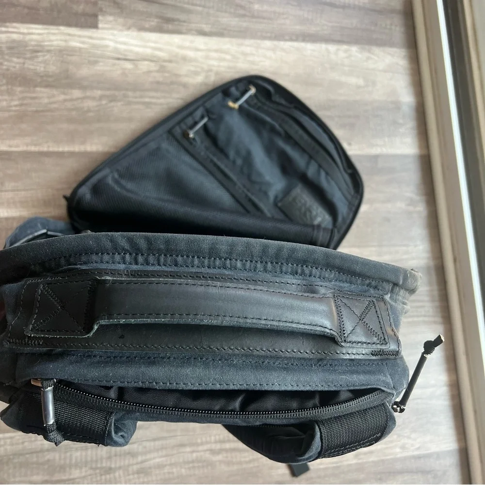 GORUCK GR1 Heritage Backpack – 26L Waxed Canvas | Black - Picture 7 of 8